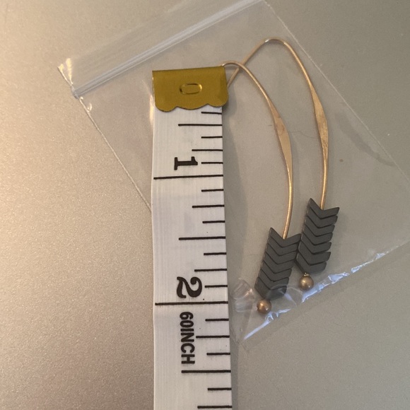 🆕NIP:Slate Gray Arrow Southwestern/BOHO Earrings - Picture 3 of 6